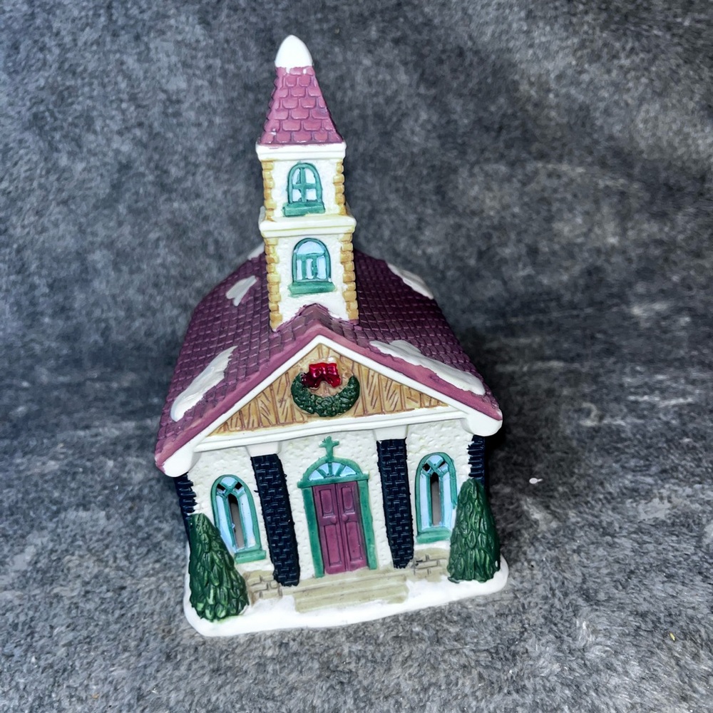 1995 Vintage Ceramic Christmas Village Church